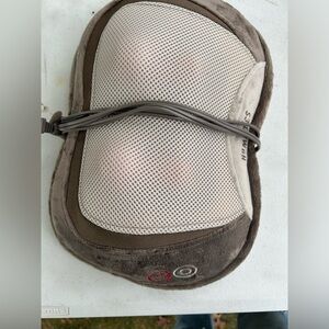 NWOT homedics heated massage neck pillow